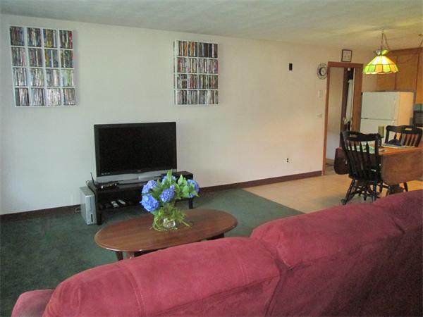 29 Cabot Road Danvers, MA 01923 - Photo 4 of 13 Gallery Image 4