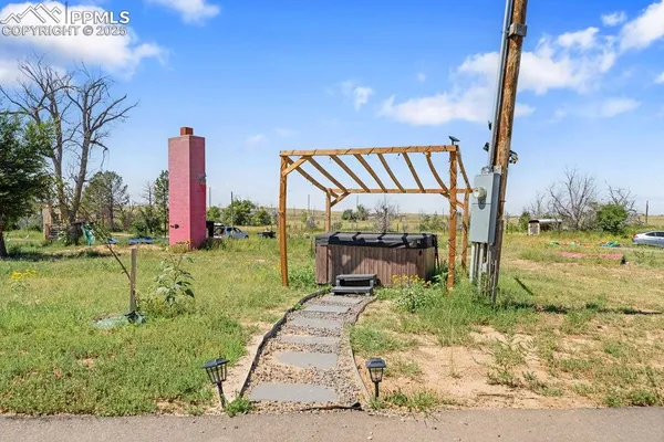 $680,000 | 8450 Edison Road, Yoder, CO 80864