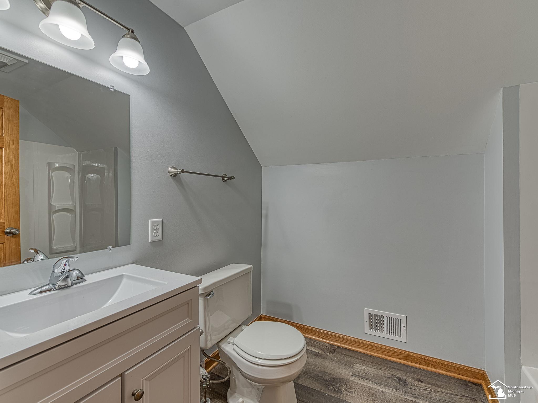 4369 Dixon Road Newport, MI 48166 - Photo 29 of 44 50147039-ed52203d-ab20-404e-9df6-668a1573e598.JPG