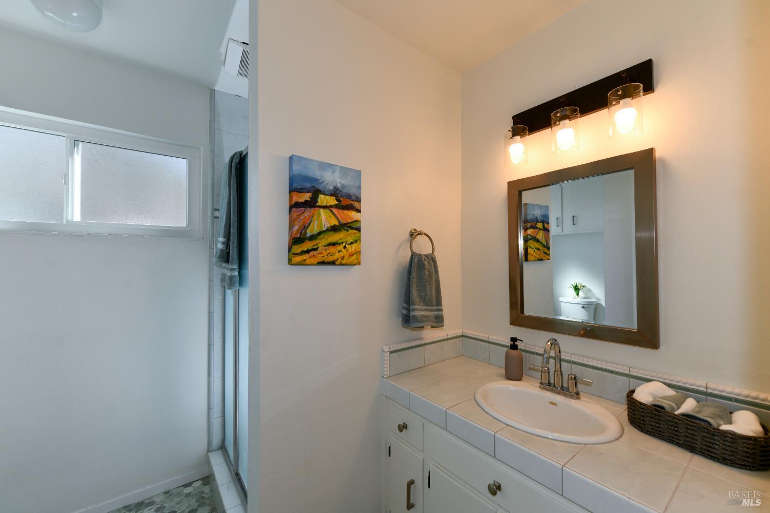1740 Milton Road Napa, CA 94559 - Photo 35 of 46 Upstairs bathroom