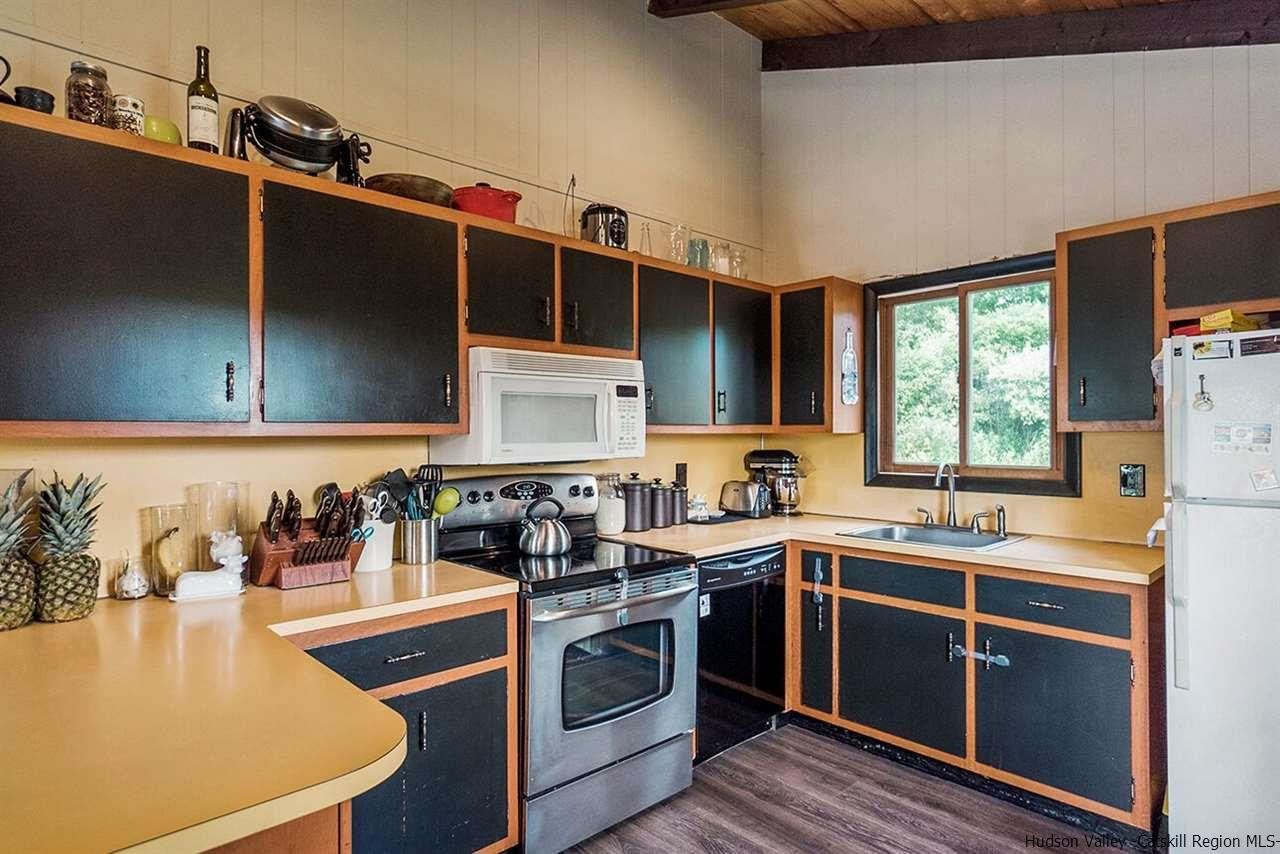 104 Cambridge Heights Road Windham, NY 12496 - Photo 4 of 34 Photo 4