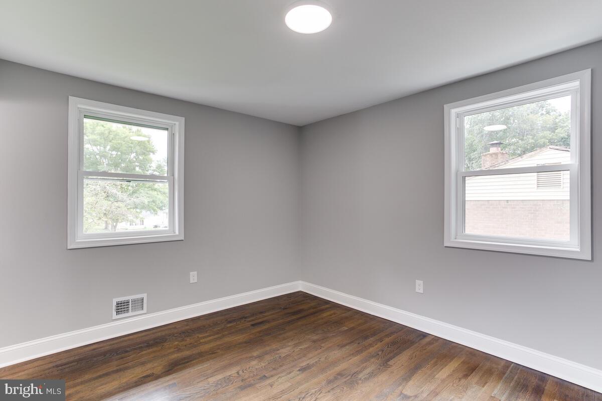 5202 Shires Court Clinton, MD 20735 - Photo 29 of 52