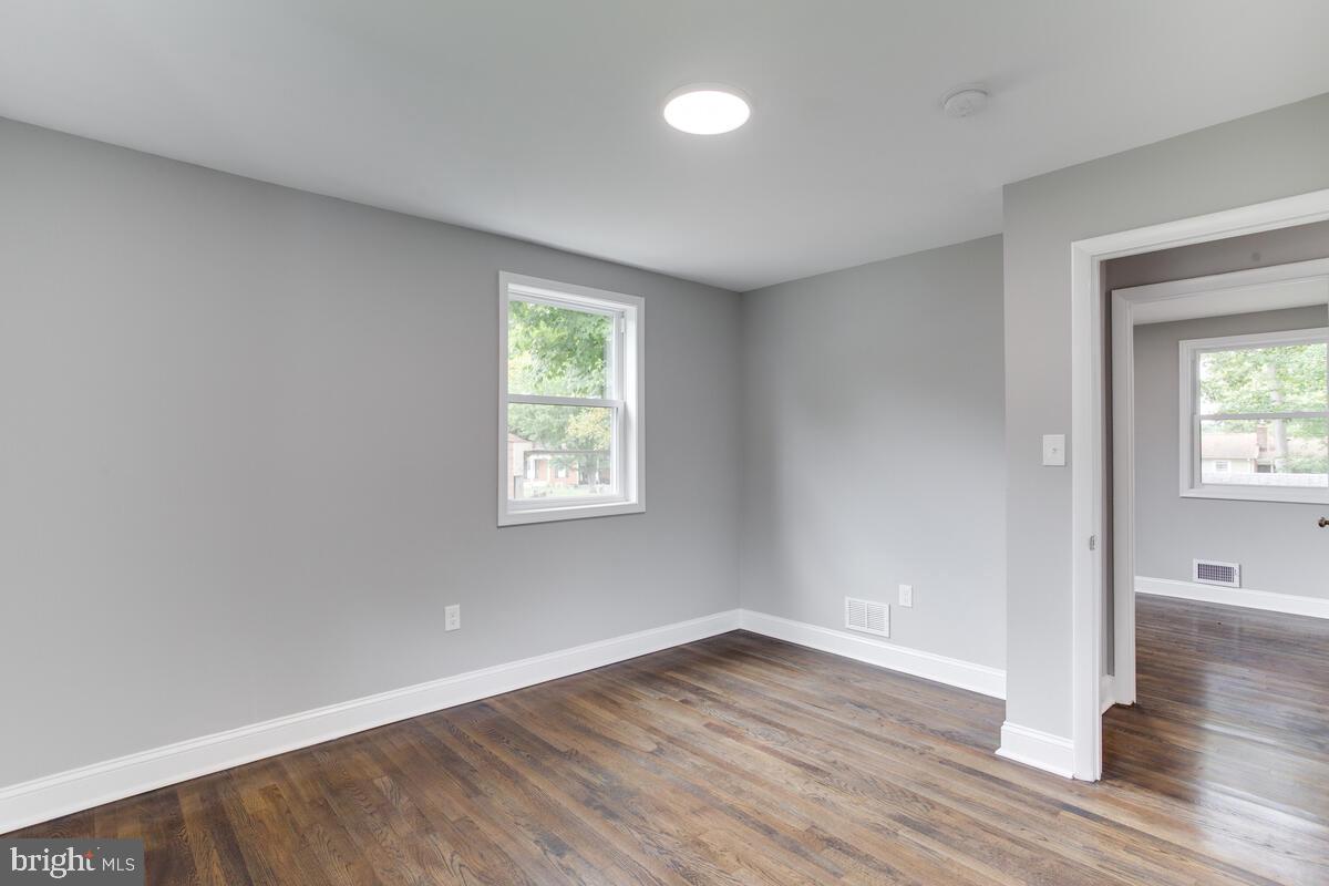 5202 Shires Court Clinton, MD 20735 - Photo 30 of 52