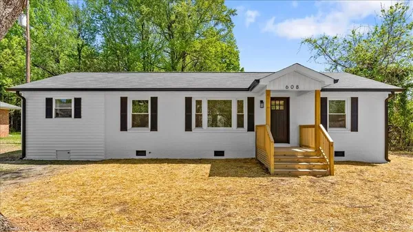$199,900 | 608 Winstead Street, Reidsville, NC 27320