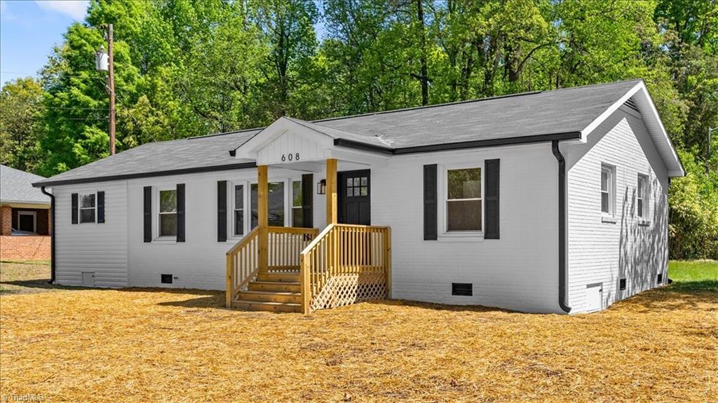 608 Winstead Street Reidsville, NC 27320 - Photo 2 of 29