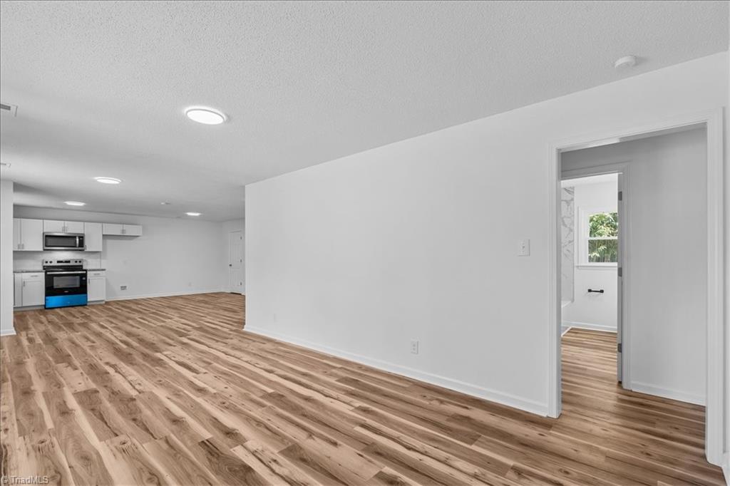 608 Winstead Street Reidsville, NC 27320 - Photo 5 of 29