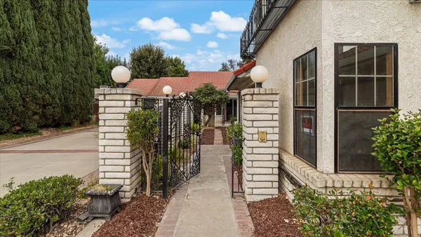 $1,199,000 | 1815 Azure Court, Manteca, CA 95336