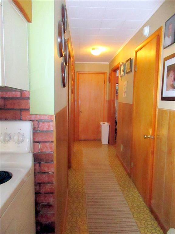 114 Snow Pond Road Oakland, ME 04963 - Photo 6 of 20 Hallway