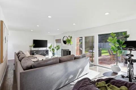 $1,450,000 | 2741 Oakmont Drive, San Bruno, CA 94066