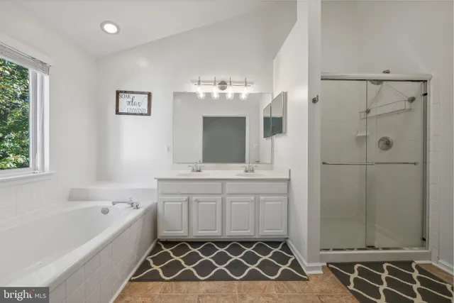 $3,600 | 4175 Vernoy Hills Road, Fairfax, VA 22033