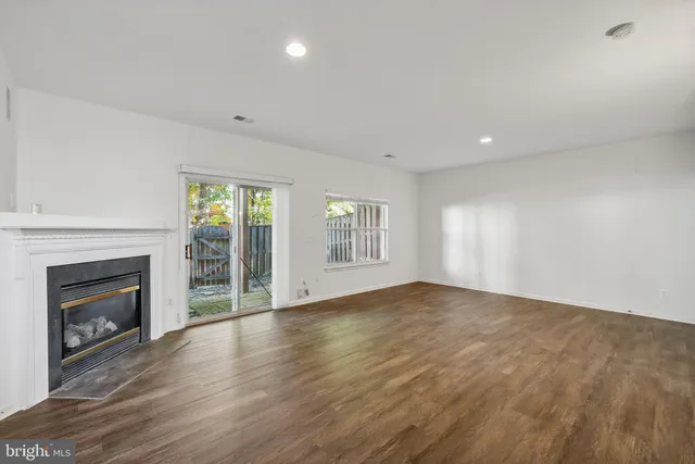 $3,600 | 4175 Vernoy Hills Road, Fairfax, VA 22033