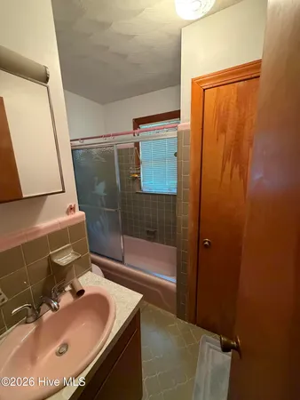 $350,000 | 310 Greenfield Boulevard, Greenville, NC 27834