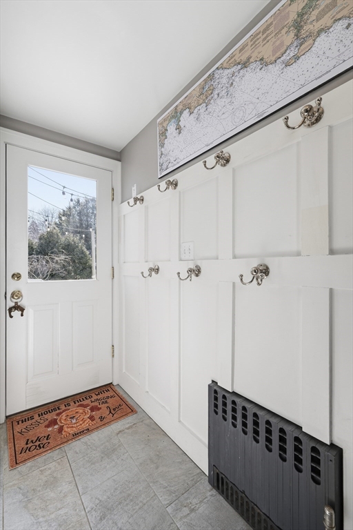 16 Pickwick Road Marblehead, MA 01945 - Photo 16 of 30 a walk in closet in a bathroom