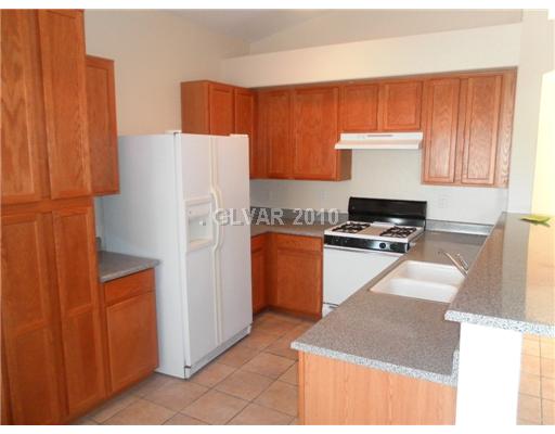2164 Hidden Ranch Terrace Henderson, NV 89052 - Photo 5 of 11 Kitchen.