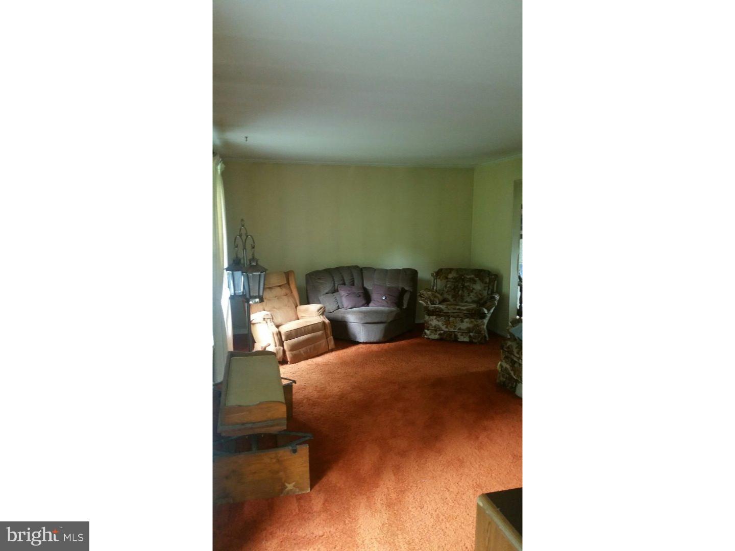 1562 Cedar Top Road Reading, PA 19607 - Photo 7 of 10