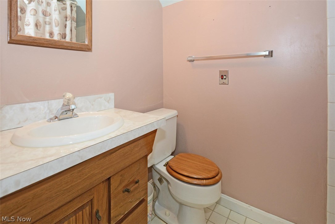 207 Fullerton Road Elyria, OH 44035 - Photo 15 of 30 Gallery Image 15