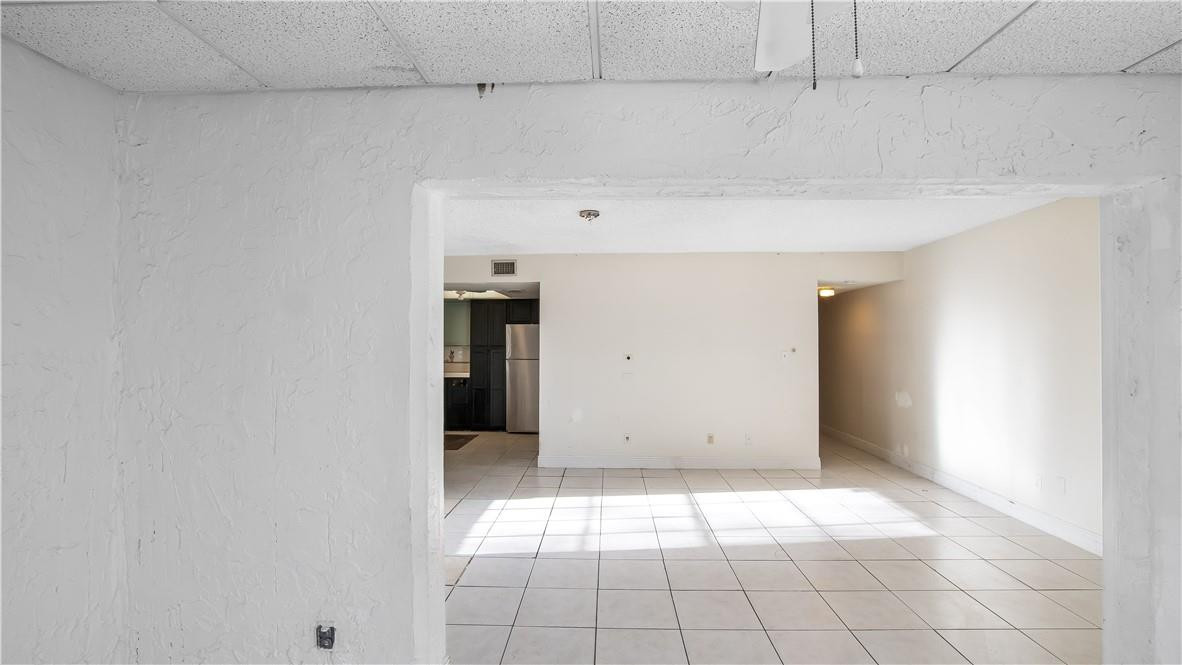 2 Spinning Wheel Lane, Unit 2 Tamarac, FL 33319 - Photo 13 of 27 Photo 13