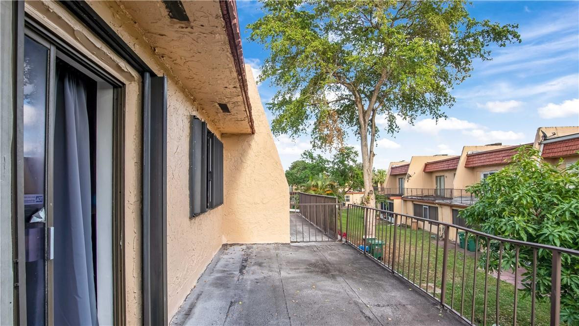 2 Spinning Wheel Lane, Unit 2 Tamarac, FL 33319 - Photo 20 of 27 Photo 20