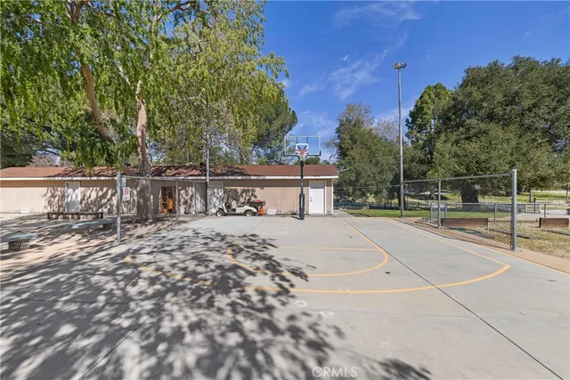 $399,000 | 19211 Avenue Of The Oaks, Unit A, Newhall, CA 91321