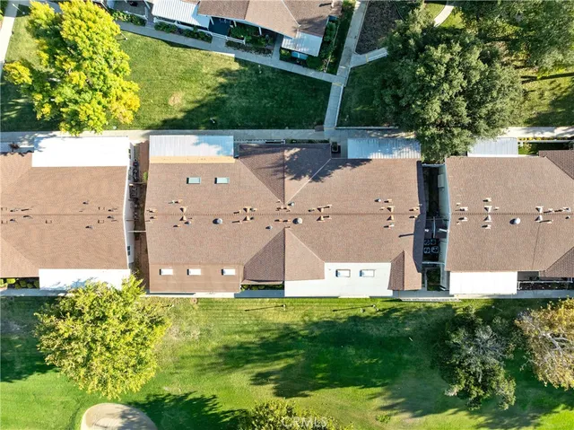 $399,000 | 19211 Avenue Of The Oaks, Unit A, Newhall, CA 91321