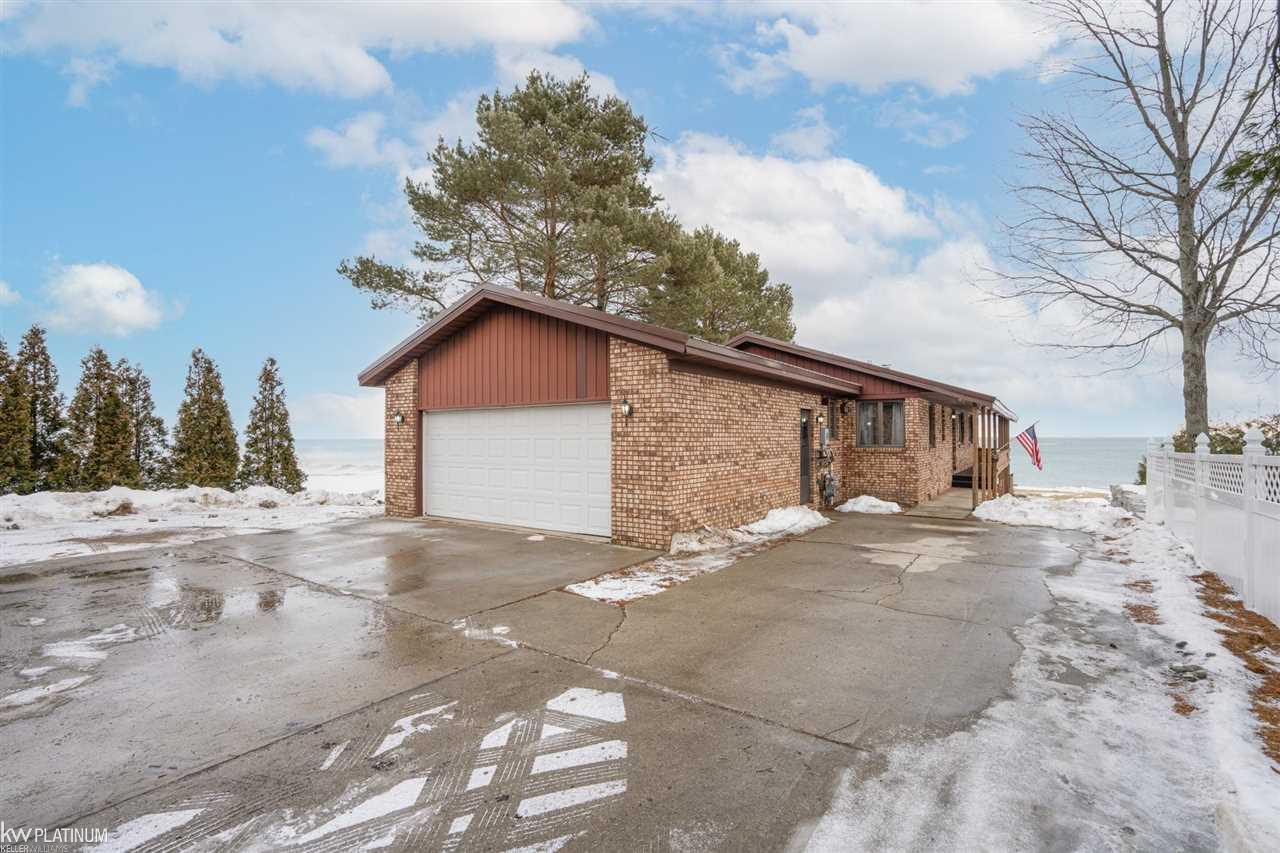 8915 Lakeshore Road Lexington, MI 48450 - Photo 11 of 92 Gallery Image 11