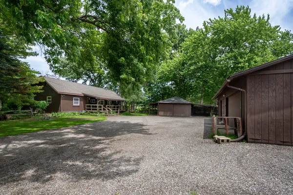 $275,000 | 34835 North Long Avenue, Ingleside, IL 60041