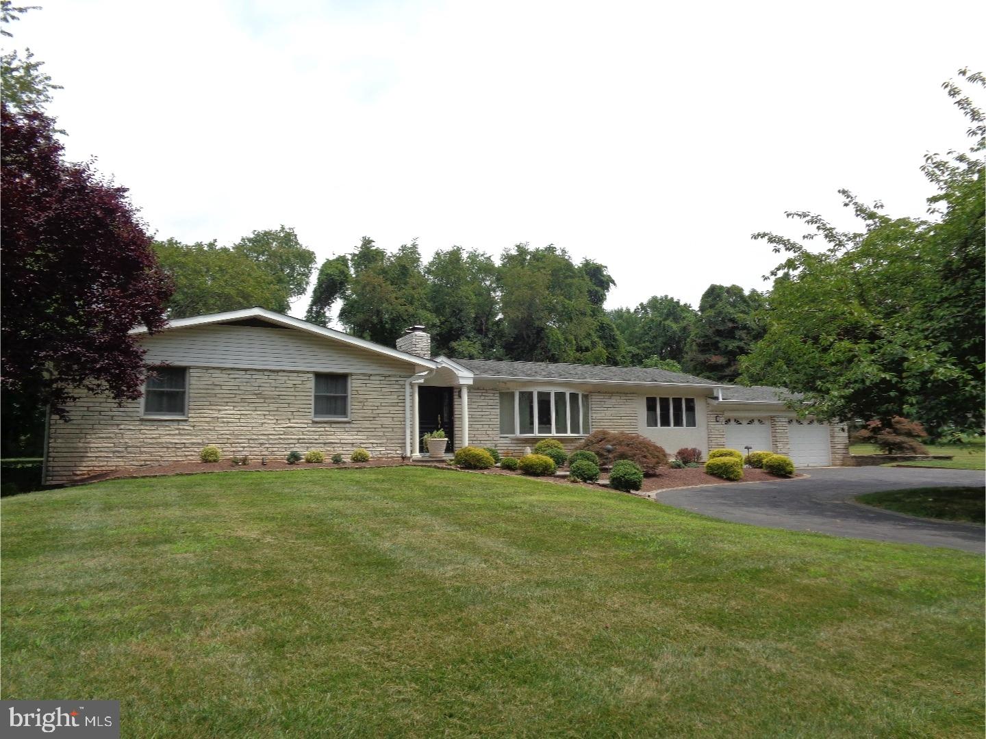 206 Dale Road Westampton, NJ 08060 - Photo 1 of 25 Exterior Front