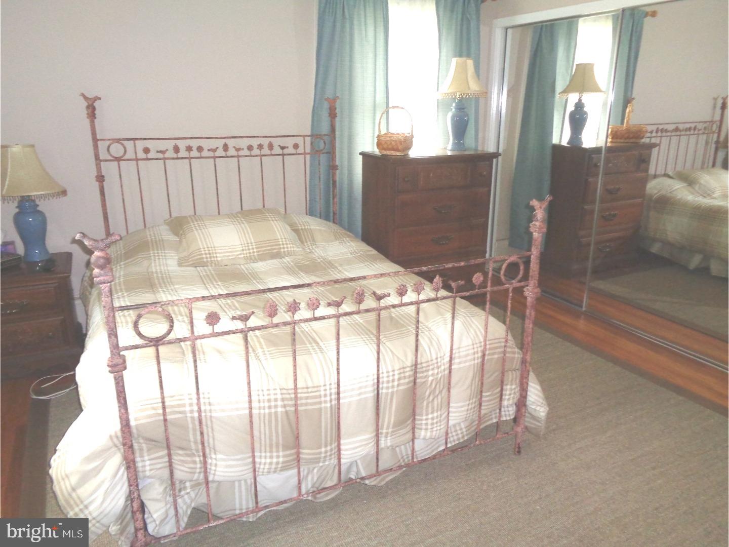 206 Dale Road Westampton, NJ 08060 - Photo 13 of 25 Bedroom 2
