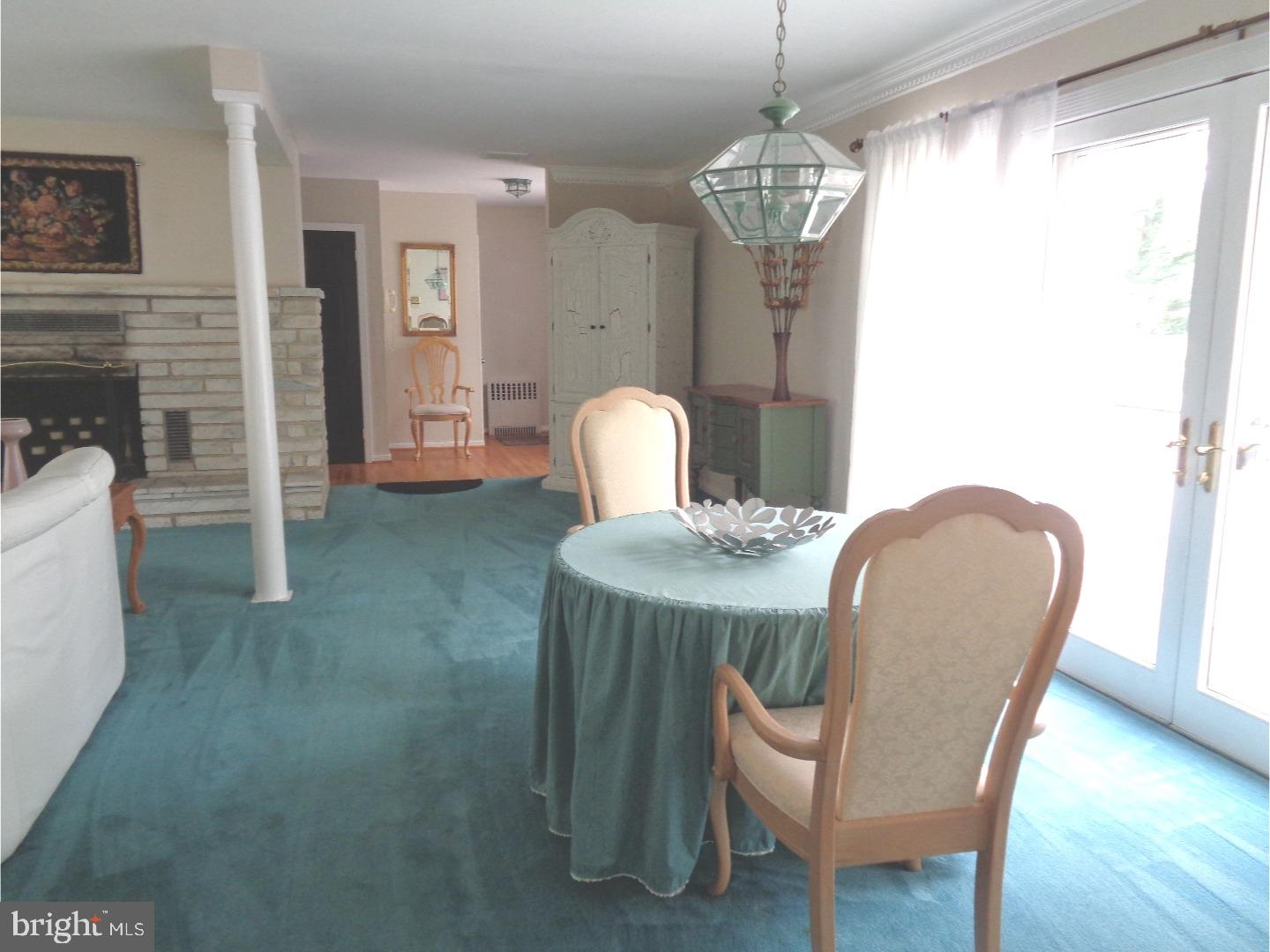 206 Dale Road Westampton, NJ 08060 - Photo 6 of 25 Dining Room