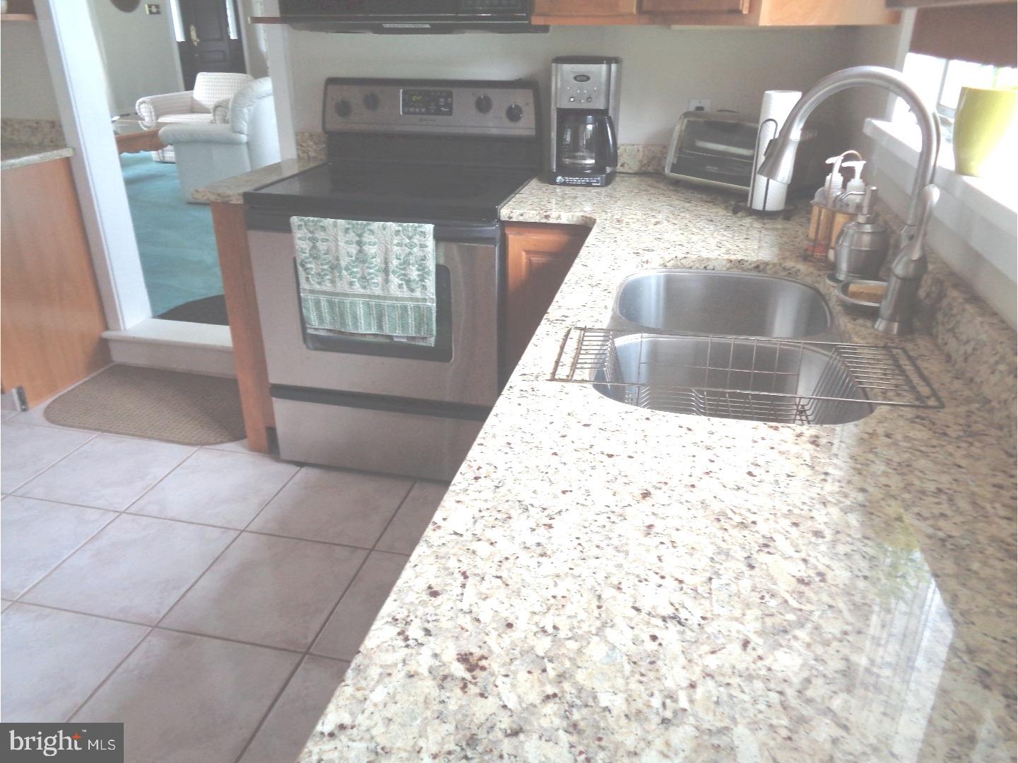 206 Dale Road Westampton, NJ 08060 - Photo 9 of 25 Kitchen