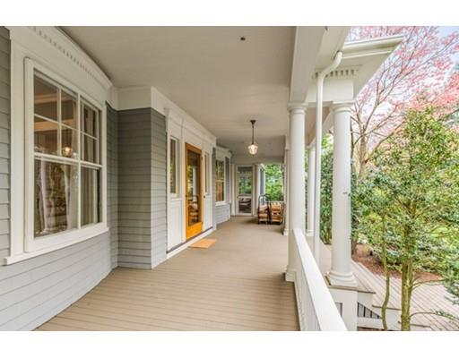 4 Lakeview Road Winchester, MA 01890 - Photo 2 of 30 Gallery Image 2