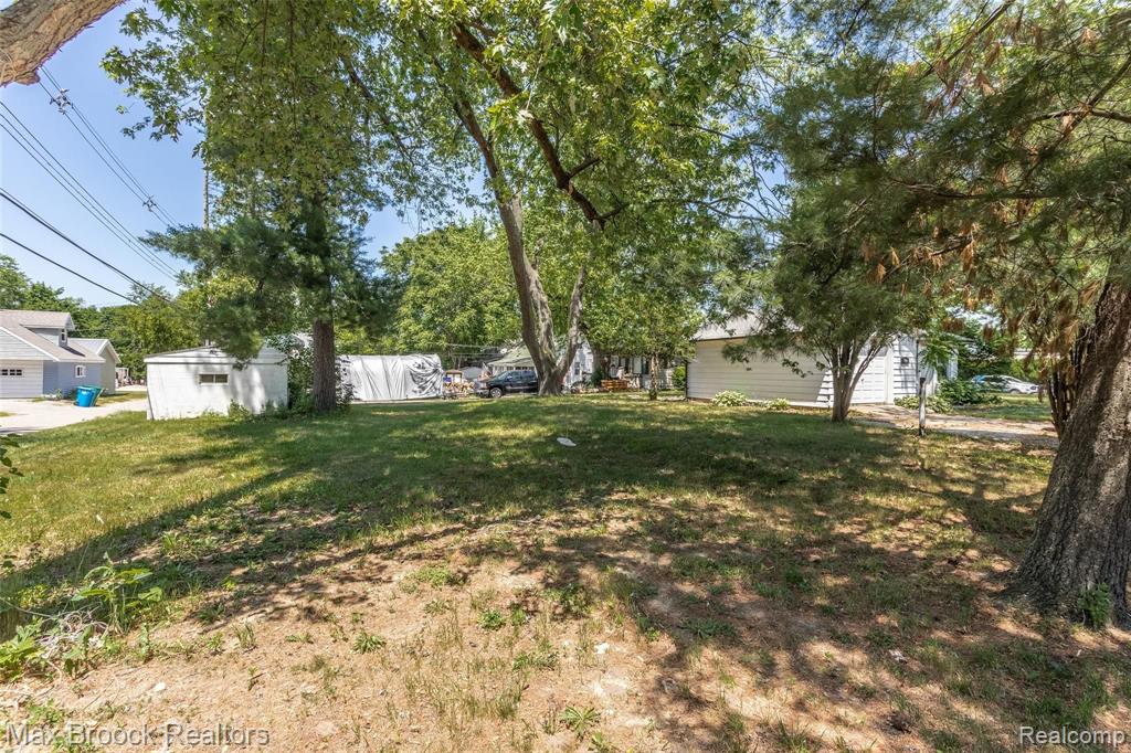 1894 Union Lake Road Commerce Township, MI 48382 - Photo 15 of 15