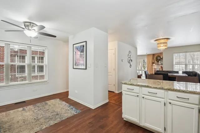 $394,000 | 131 Willow Creek Lane, Willow Springs, IL 60480