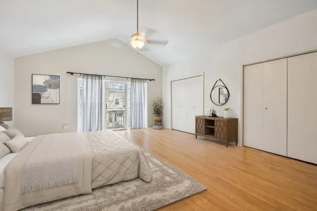 $394,000 | 131 Willow Creek Lane, Willow Springs, IL 60480