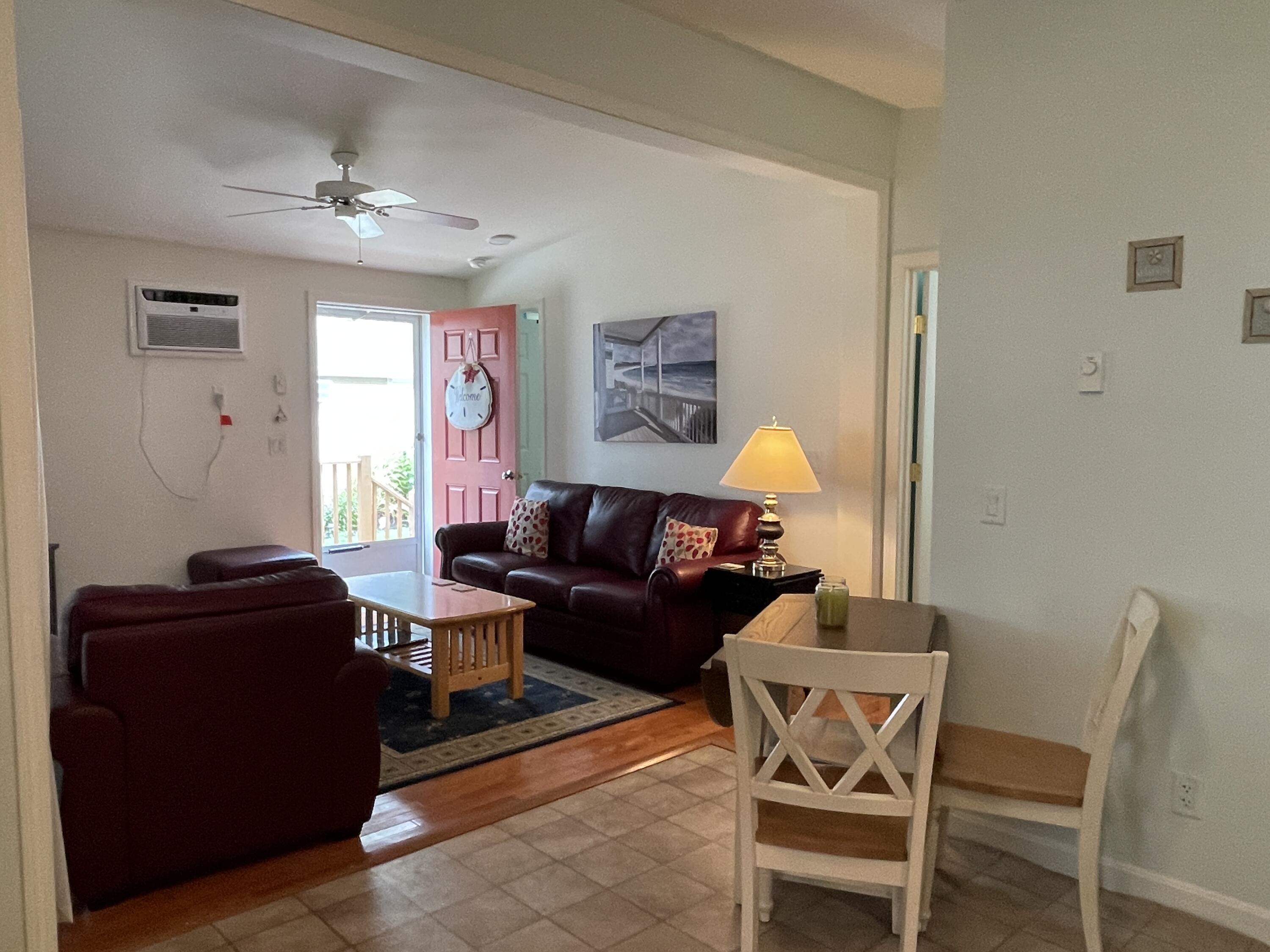 412 Post Road, Unit 157 Wells, ME 04090 - Photo 5 of 34 5. Living room