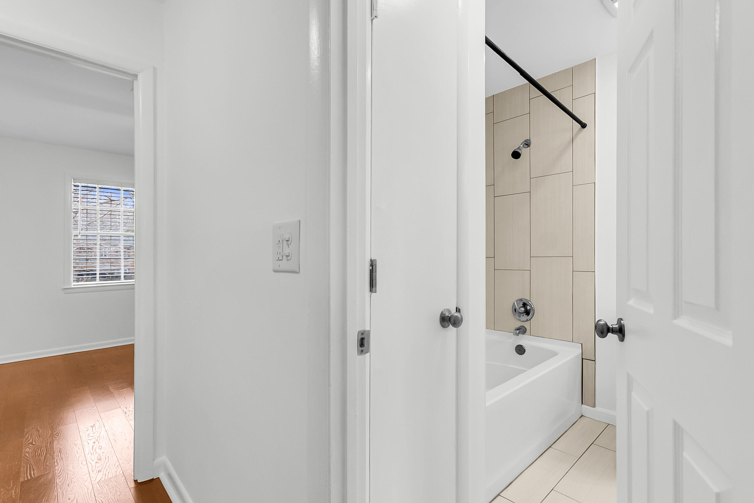 301 Lakeside Drive, Unit C1 Mount Pleasant, SC 29464 - Photo 27 of 43 CREM - 301 Lakeside-35