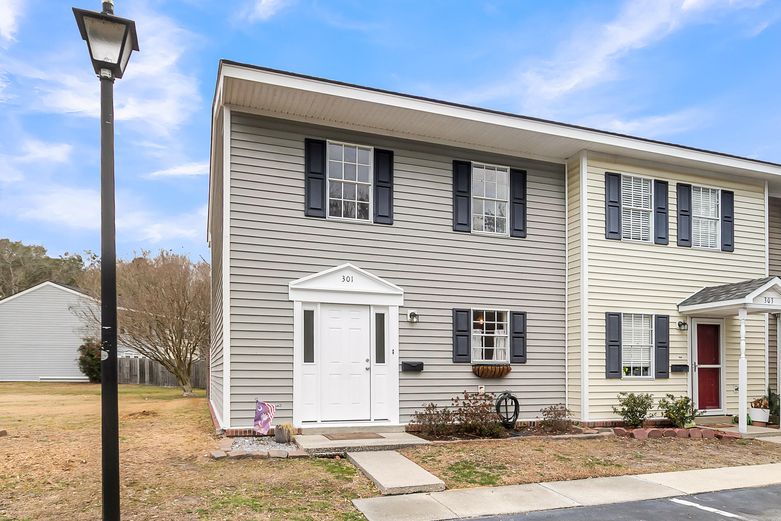301 Lakeside Drive, Unit C1 Mount Pleasant, SC 29464 - Photo 4 of 43 CREM - 301 Lakeside-5