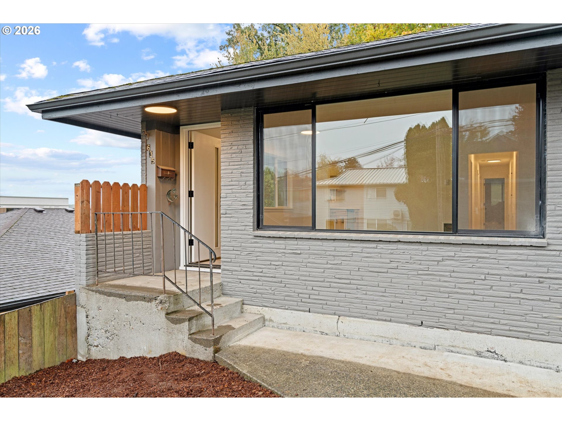 635 Northeast Dallas Street Camas, WA 98607 - Photo 14 of 35