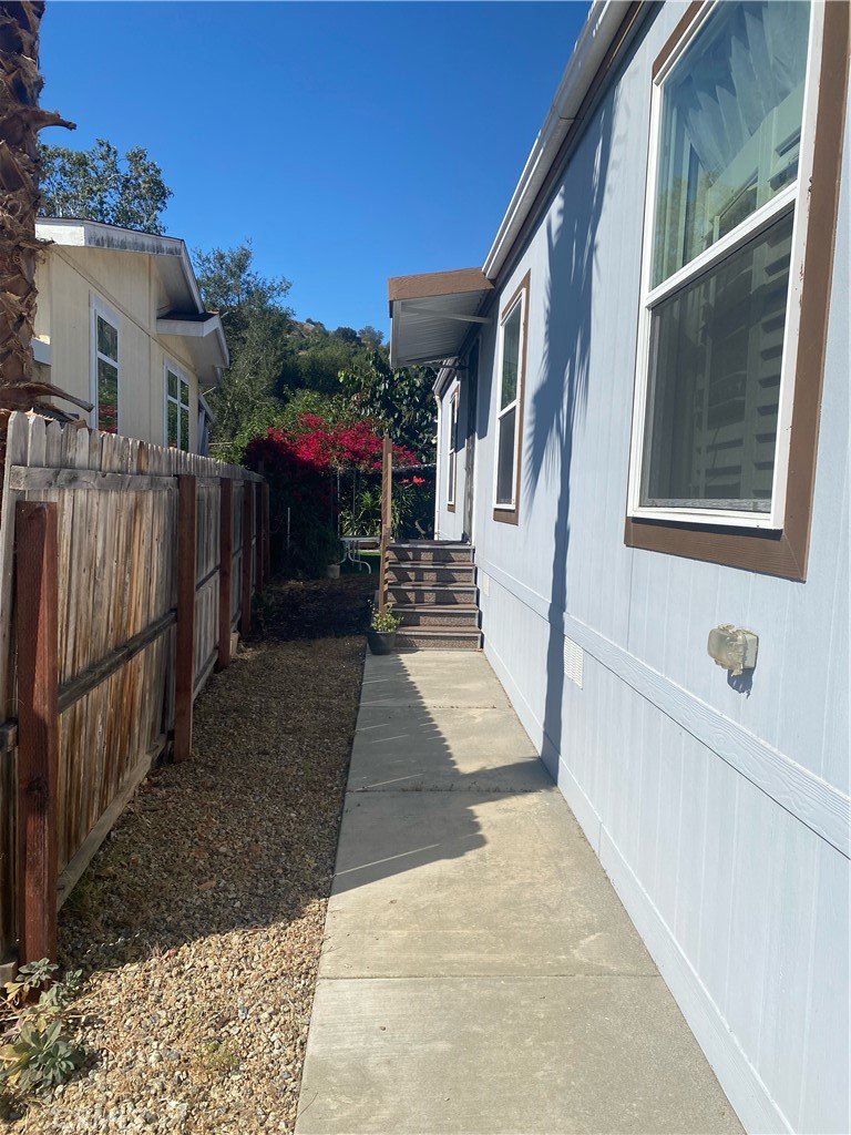 3909 Reche Road, Unit 28 Fallbrook, CA 92028 - Photo 32 of 34
