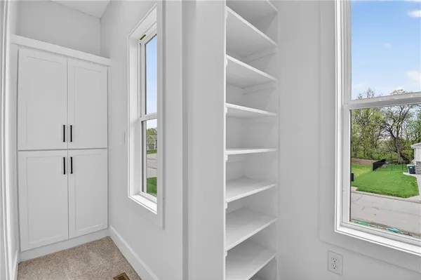 $399,900 | 806 West Shawhan Parkway, Lone Jack, MO 64086