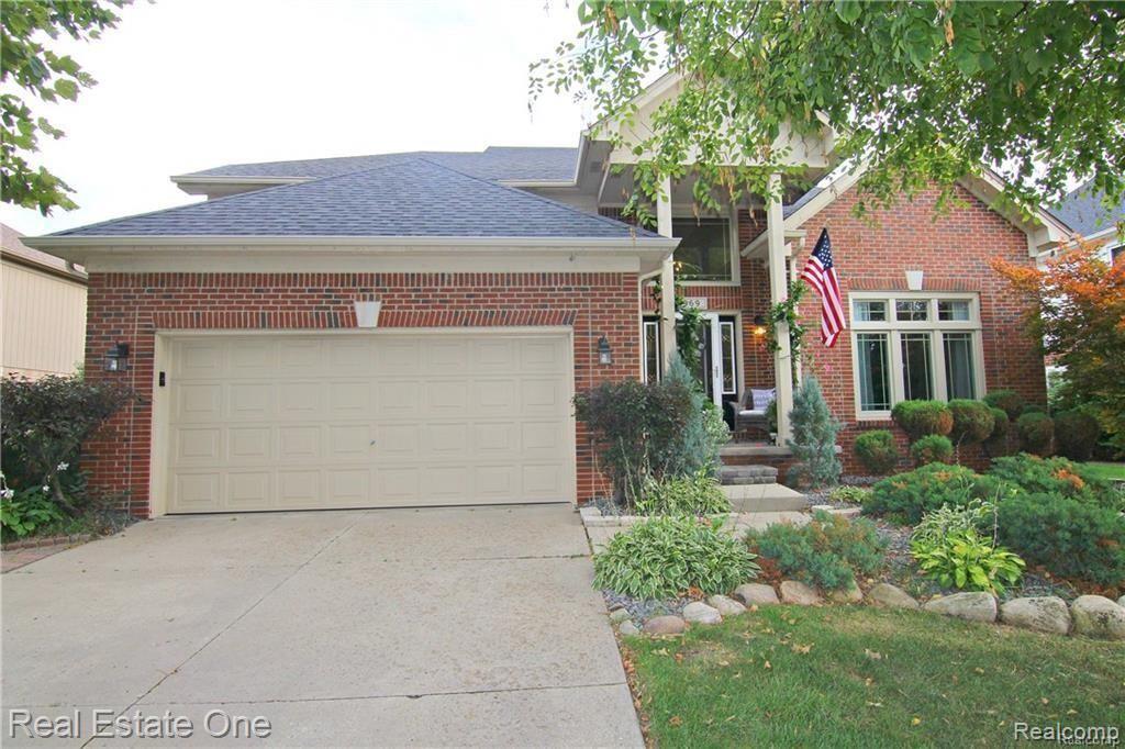 969 Maidstone Drive Rochester, MI 48307 - Photo 1 of 34 1.jpg