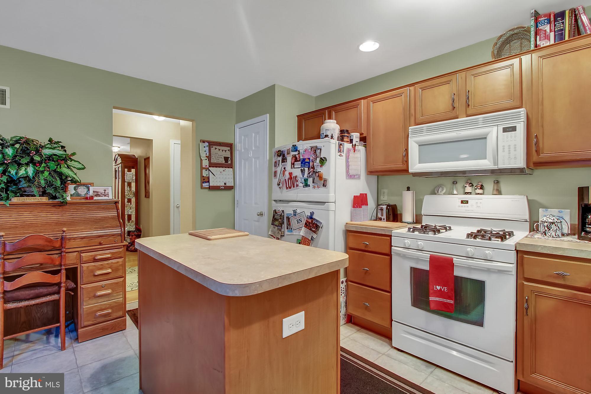 712 East Newport Road Lititz, PA 17543 - Photo 9 of 29