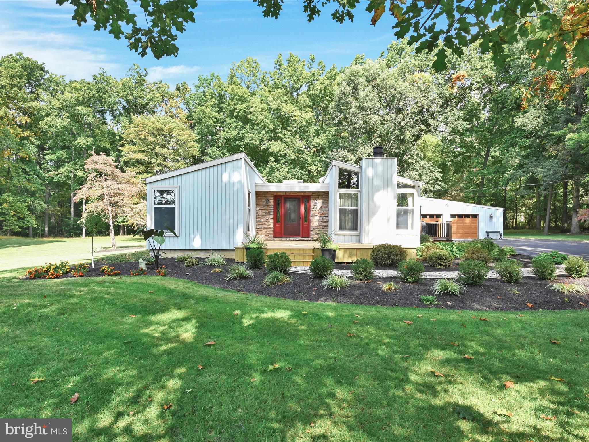 15 Clay Road Carlisle, PA 17015 - Photo 3 of 51 Front