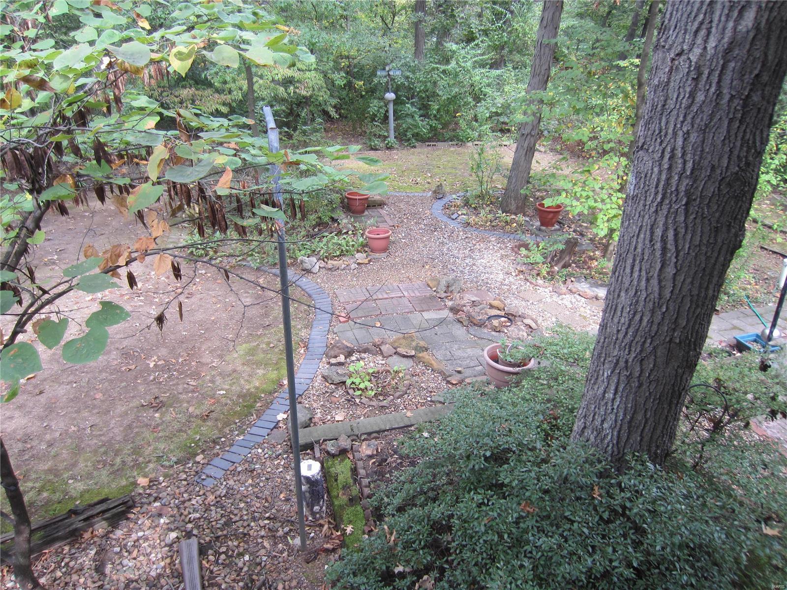 951 Feise Road O'Fallon, MO 63366 - Photo 25 of 46