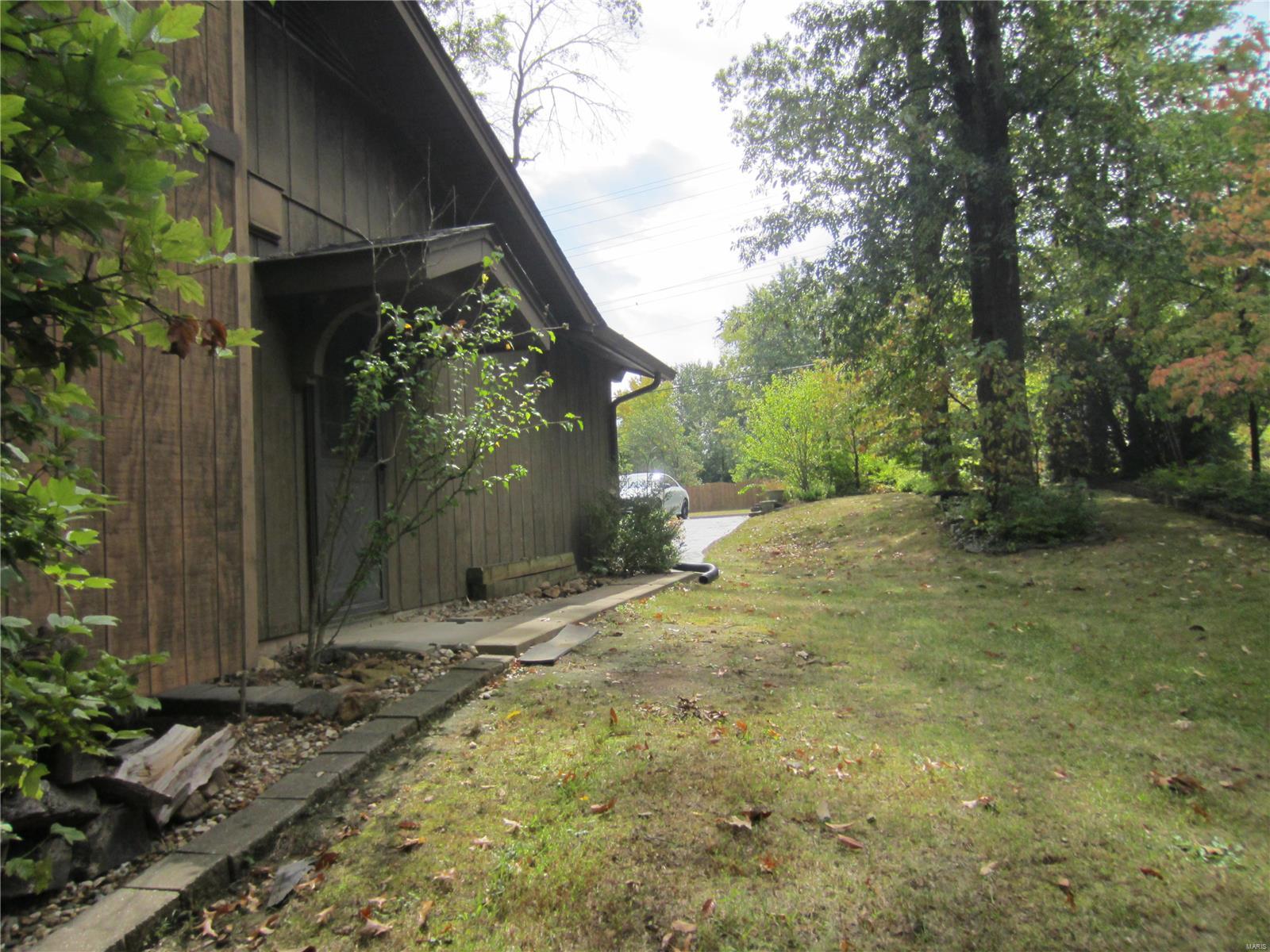 951 Feise Road O'Fallon, MO 63366 - Photo 43 of 46