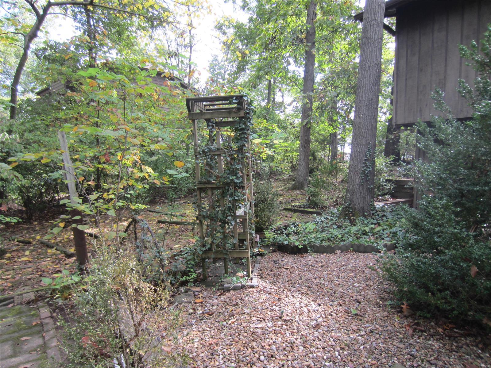 951 Feise Road O'Fallon, MO 63366 - Photo 45 of 46