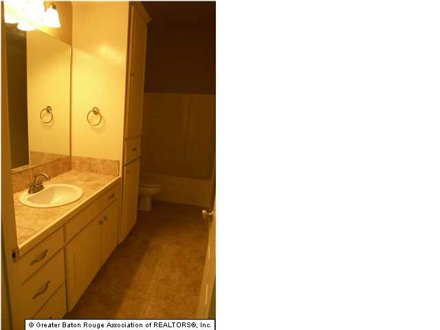 6435 Ridge Way Avenue Baton Rouge, LA 70817 - Photo 6 of 8 Gallery Image 6