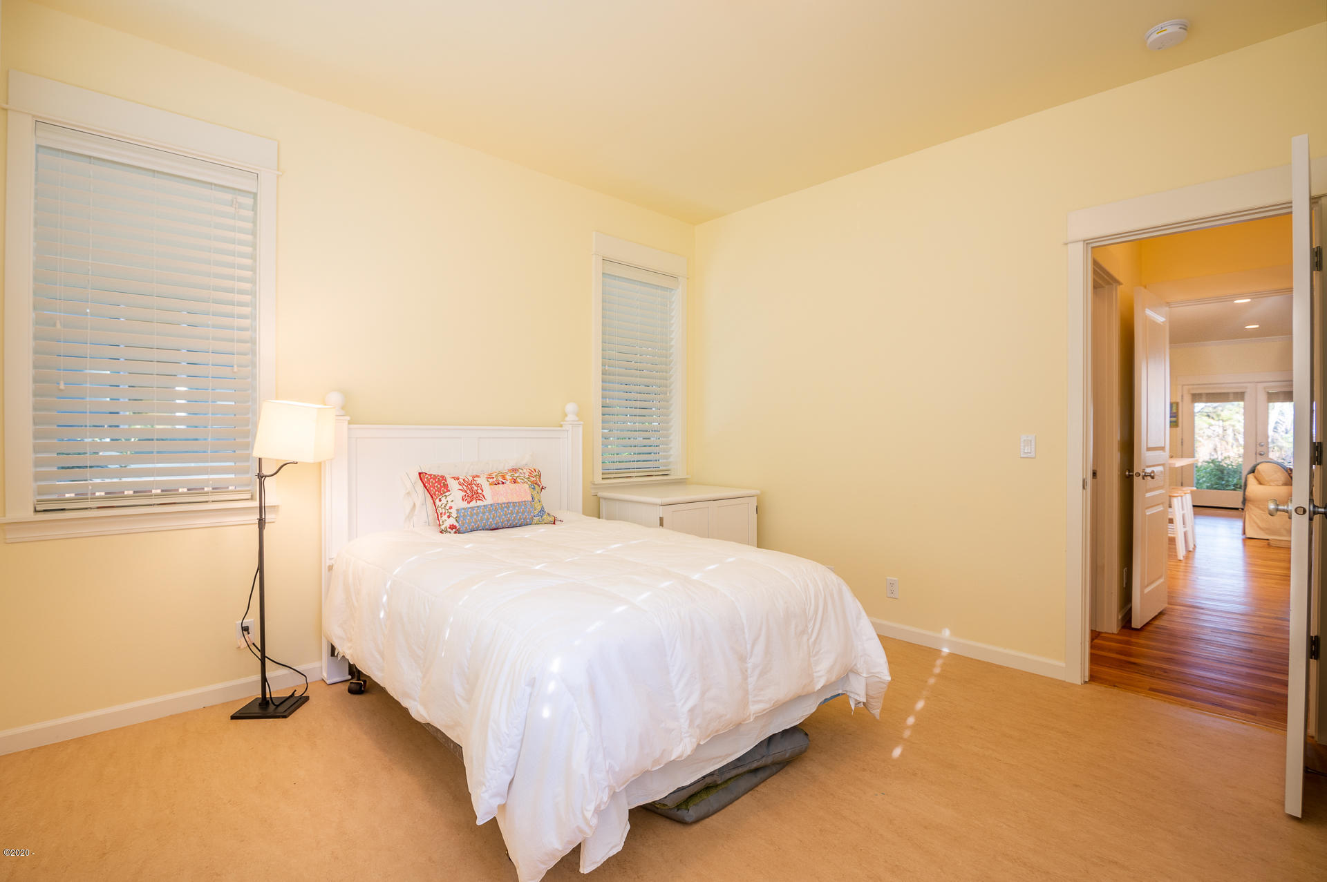 2100 Overleaf Loop Yachats, OR 97498 - Photo 17 of 51 Downstairs bedroom 1 with marmoleum
