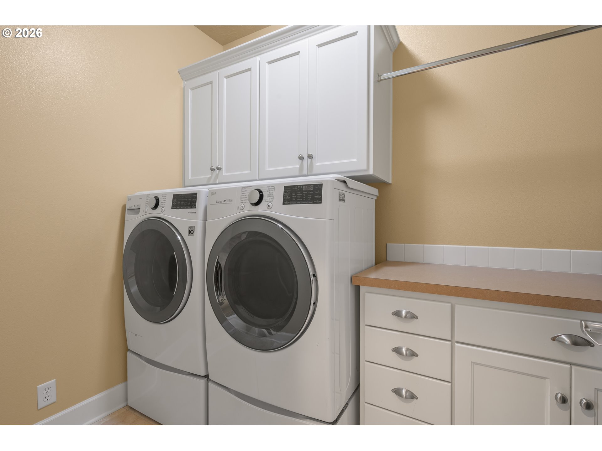 1184 Cedar Ridge Drive Eugene, OR 97401 - Photo 29 of 48 Gallery Image 29