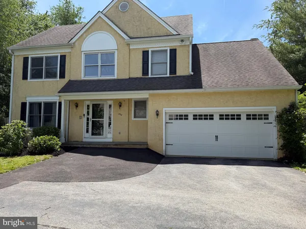 $1,100,000 | 252 Highland Avenue, Wayne, PA 19087